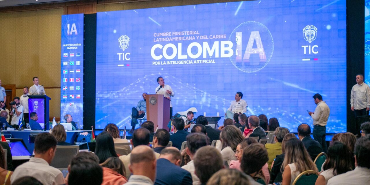 Presidente de Colombia hace un llamado a la unidad regional por la IA