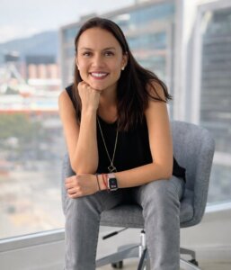 Paola Ortega, Kolsquare