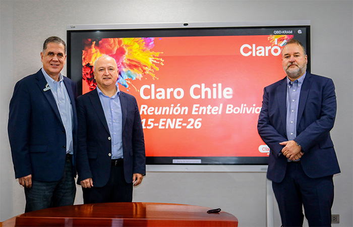 Entel Bolivia y Claro Chile anuncian nueva ruta bioceánica de tráfico de datos